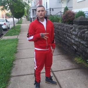 Meet your Posher, Eric